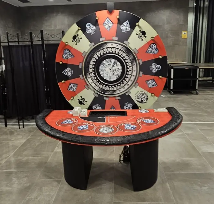 Ruleta de la Sort de 180 cm amb la seva taula de casino