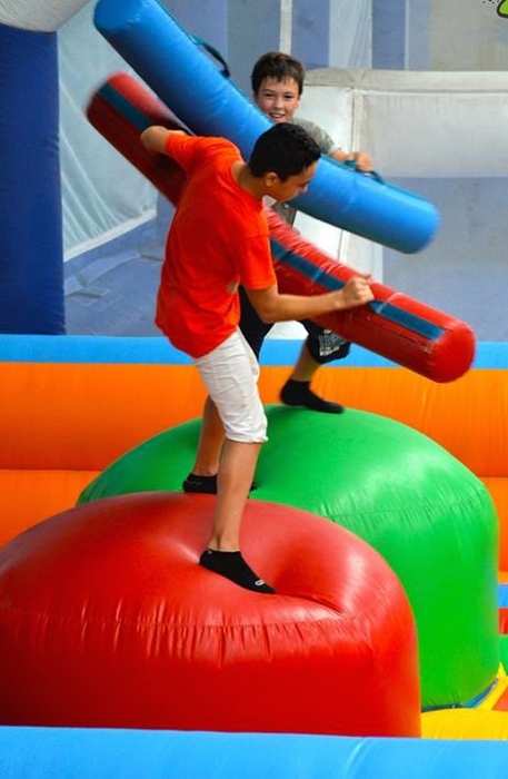 Hinchable para evento deportivo adulto