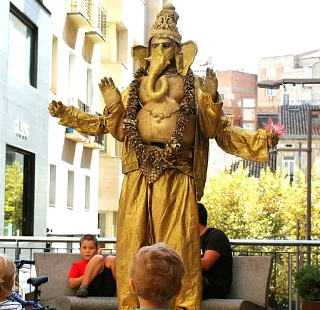 estatuas vivas barcelona