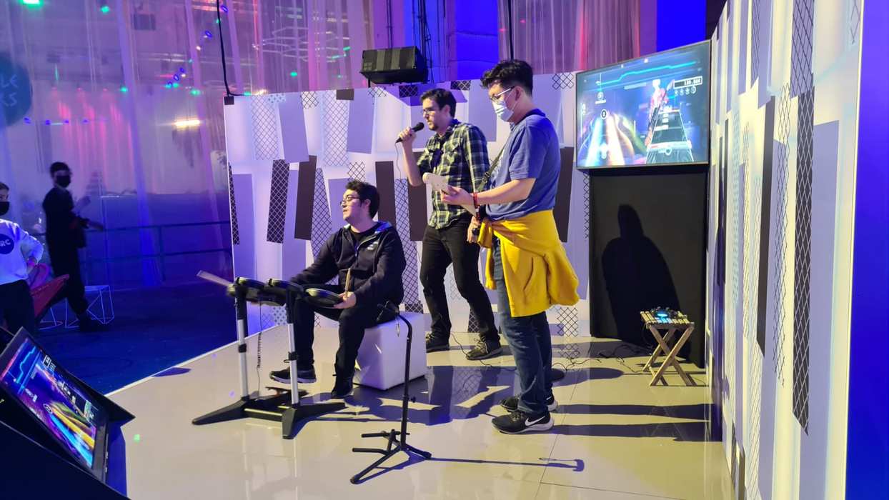 simulador rock band alquiler