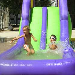 Tobogán con piscina Infantil