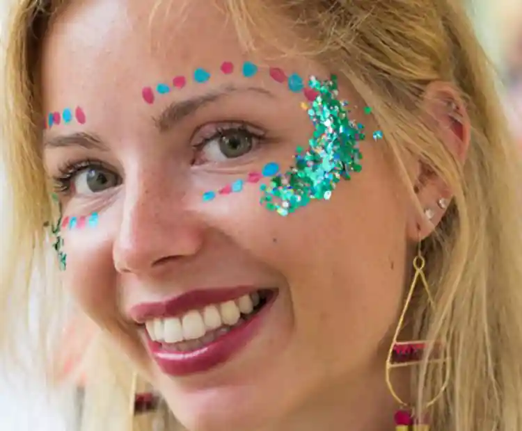 Glitter Bar: Pintacaras con Purpurina para eventos