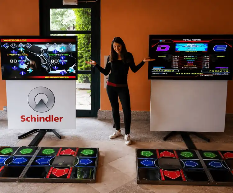 Máquinas de bailar en Madrid: dinamizando el evento de Schindler