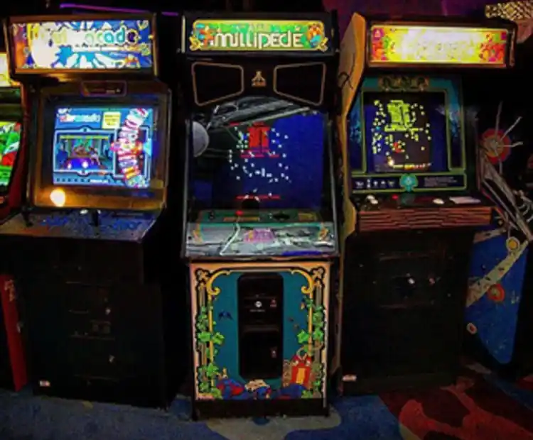 Arcades para eventos: nostalgia y diversión retro