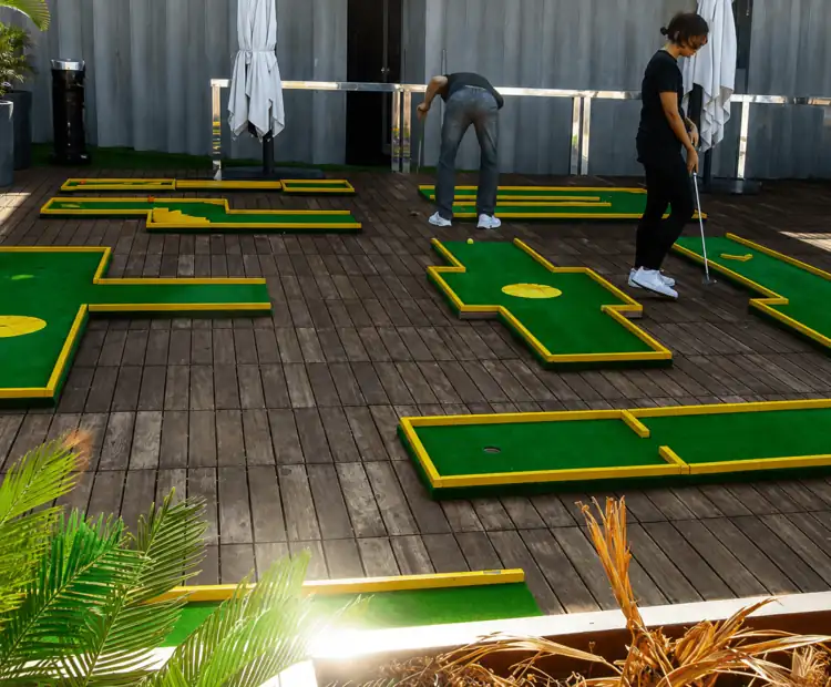 Minigolf para eventos: precisión y diversión asegurada