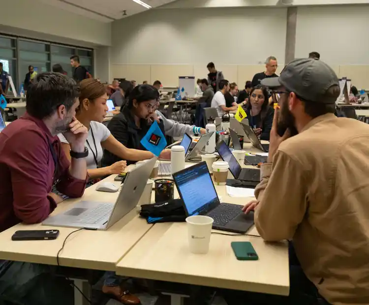 Team Building Hackathon para eventos