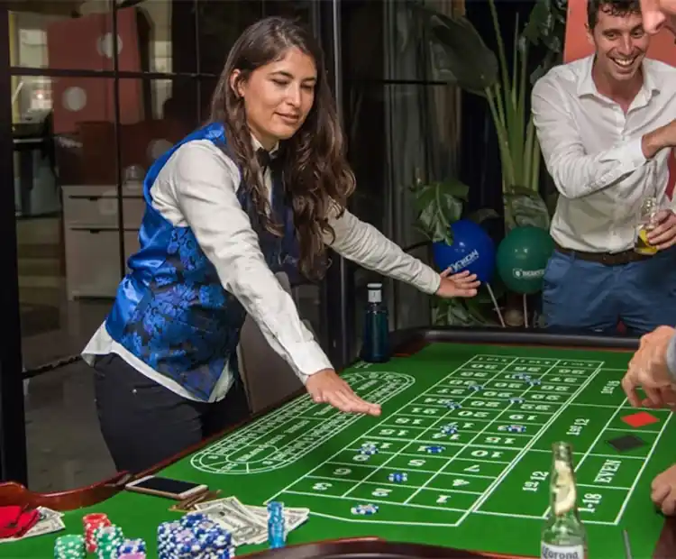 Rodaje publicitario con mesas de casino en Finca Mas Solers