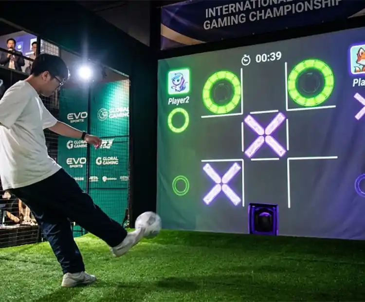 Tres en Raya de Fútbol (Tic Tac Toe Soccer) para eventos