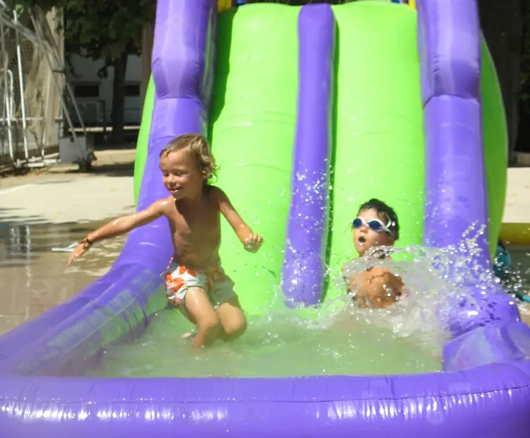 Tobogán Hinchable con Piscina para eventos