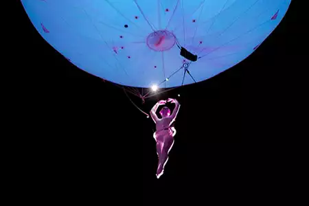 espectaculo acrobatico heliosfera