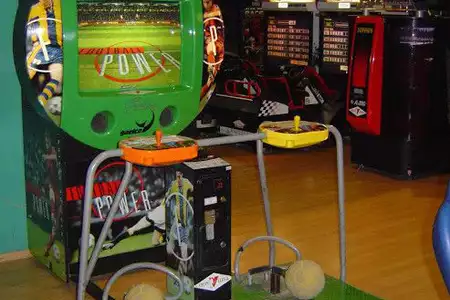 alquilar arcade de futbol