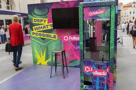 Maquina de gancho para promociones