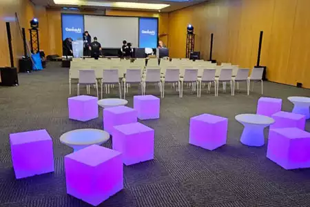 Alquiler de mesas y sillas