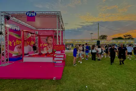 alquiler de la grua humana