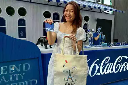 estación para personalizar tote bags en eventos corporativos