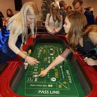 alquilar mesa de dados para fiestas casino