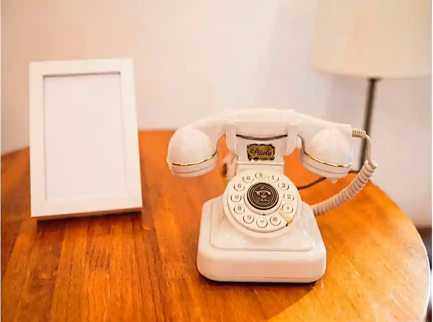 Telèfon vintage audiollibre en un aniversari d'empresa a Barcelona