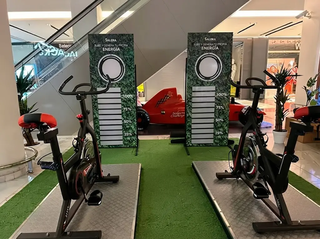 Bicicletes generadores d'energia en una jornada de RSC d'empresa