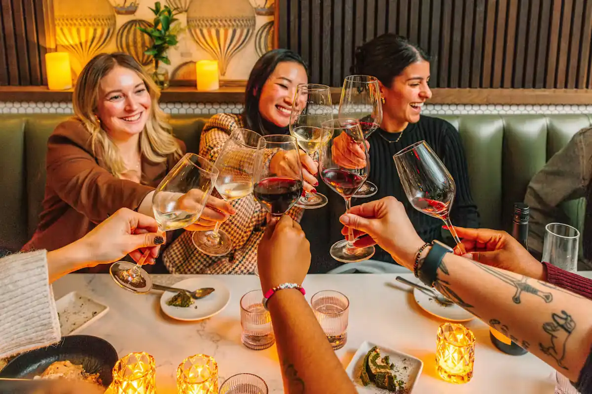 Cata de Vinos para Empresas en un evento real