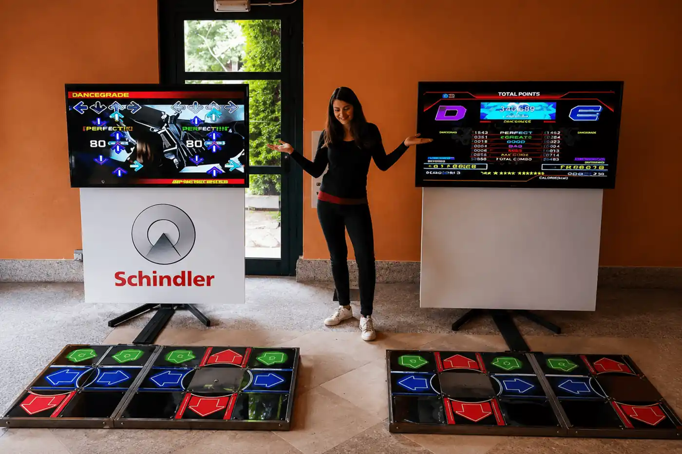 Máquinas de bailar en Madrid: dinamizando el evento de Schindler