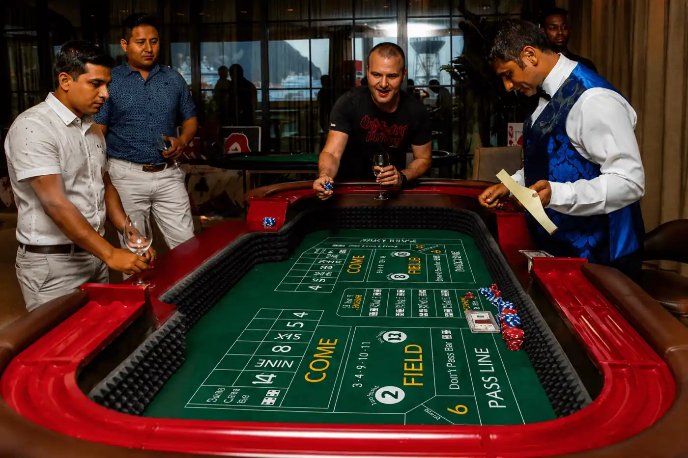 Casino y mesa de dados para eventos de empresa