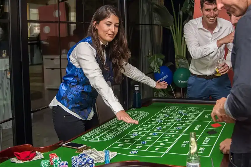 Rodaje publicitario con mesas de casino en Finca Mas Solers