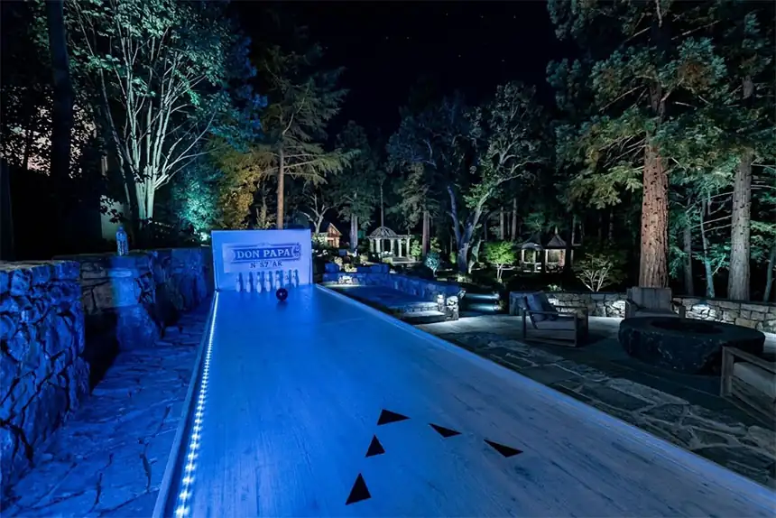 Pista de bitlles en una festa d'empresa a Barcelona