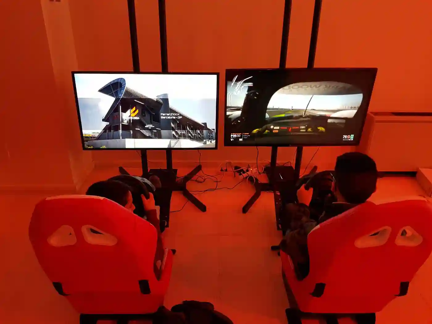 Zona gamer amb videoconsoles en una festa d'empresa