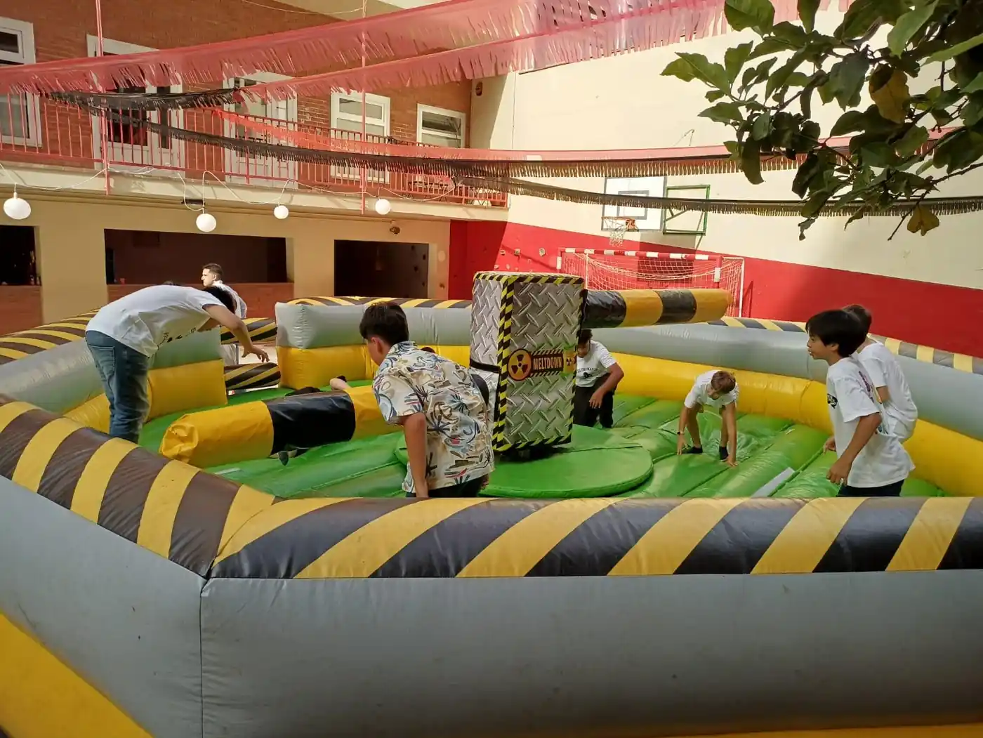 Company team building with the spinning bar game