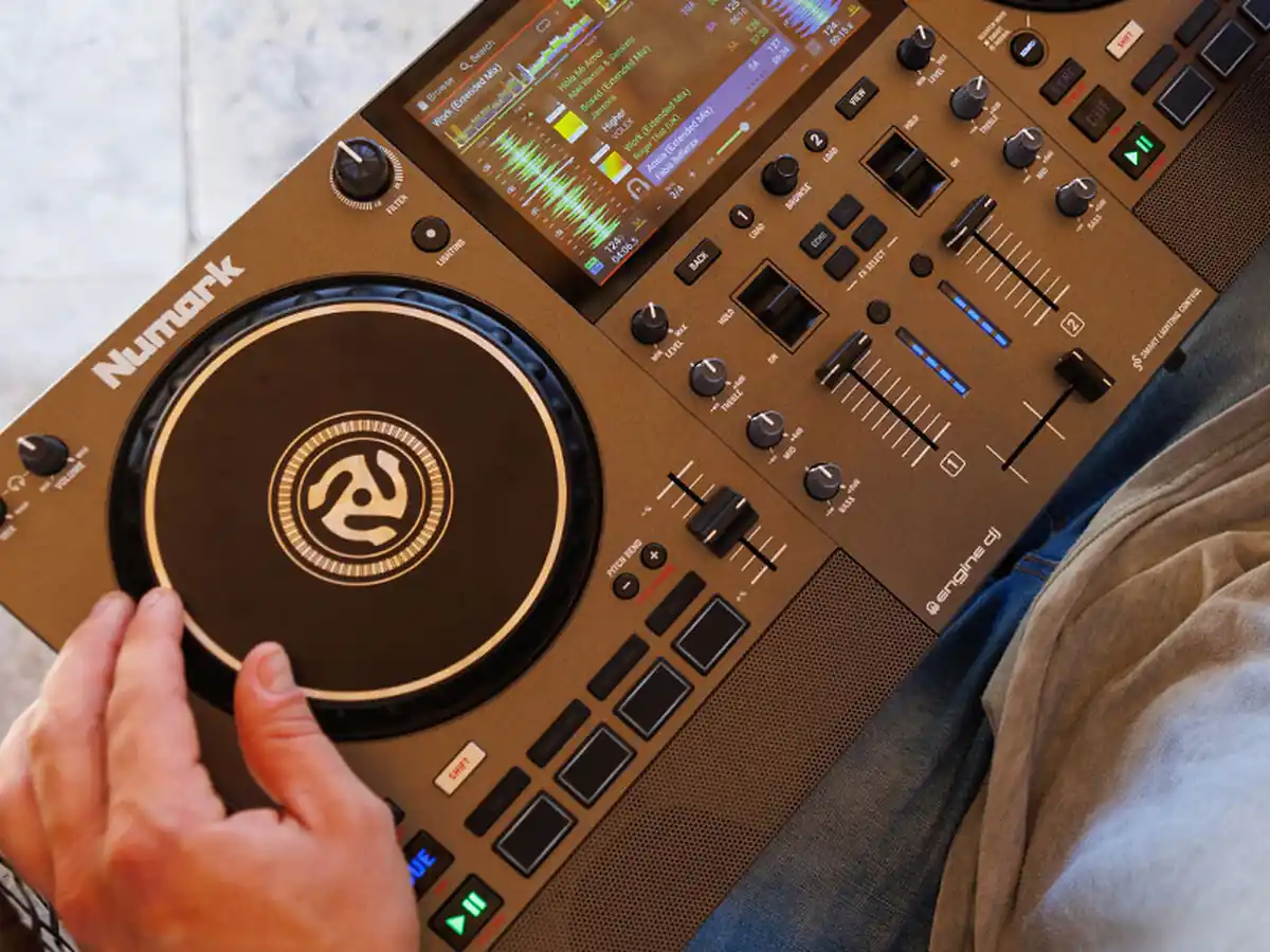 DJ Controller Hire for Events at a real event