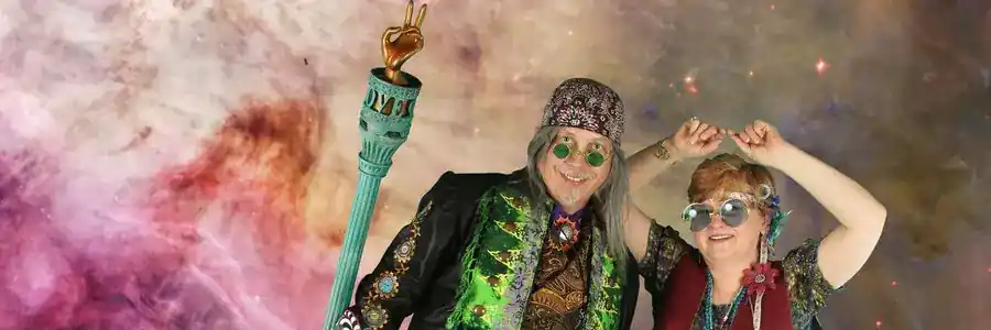 Festa Temàtica Hippie Anys 60 en un esdeveniment real
