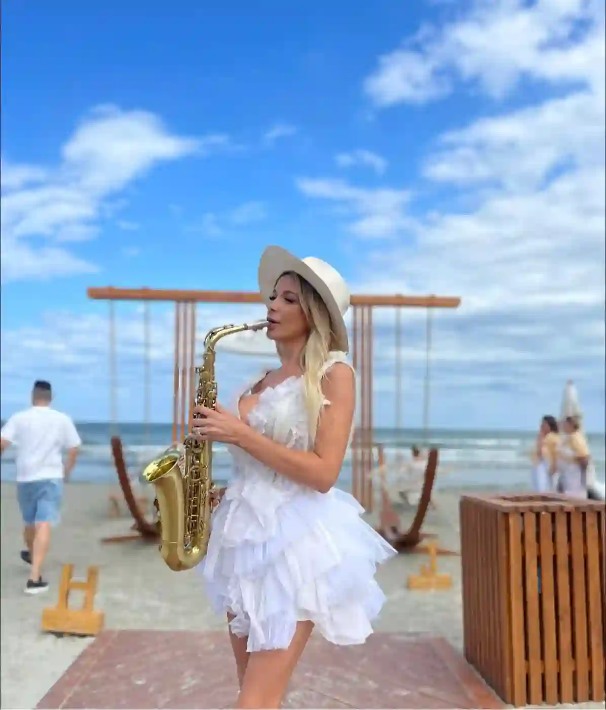 Festa Temàtica Ibiza White Party en un esdeveniment real