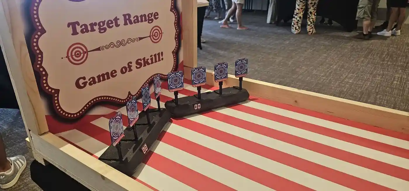 Froggy Racer – Fairground Frog Race at a real event