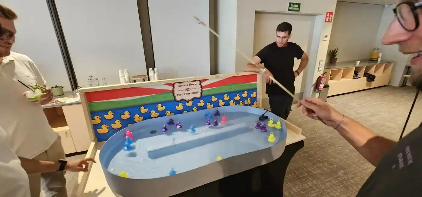 Hook a Duck – Pesca de Patitos en un evento real