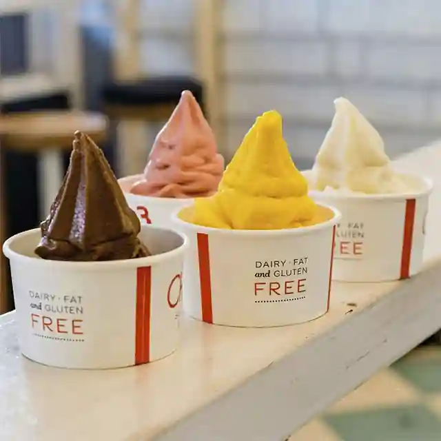 Nens amb gelats al family day d'una empresa