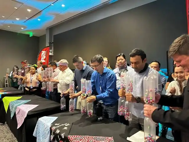 Reptes d'un minut en un team building de convenció a Barcelona
