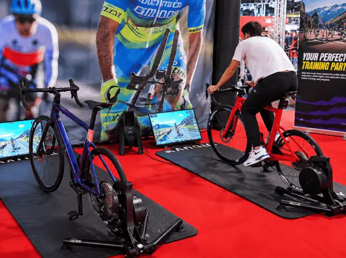 Demostración de Ciclismo Indoor en Feria Expo