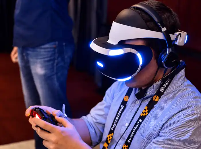 Jugador inmerso en realidad virtual